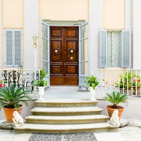 Boboli Gardens With Parking Apartment